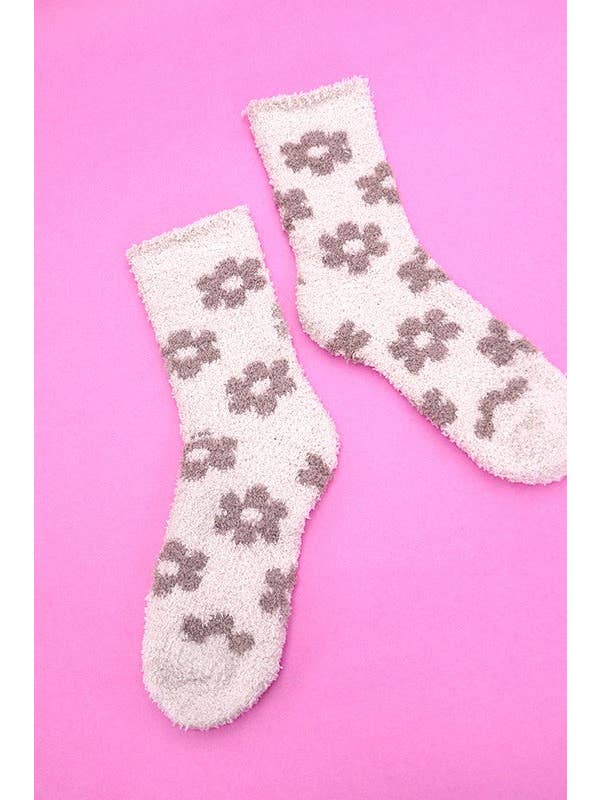 JOSSLYN by wall to wall - Wholesale Socks - Women's - WARM CORAL FLEECE PLUSH DAISY FUZZY SOCKS | 40S020470