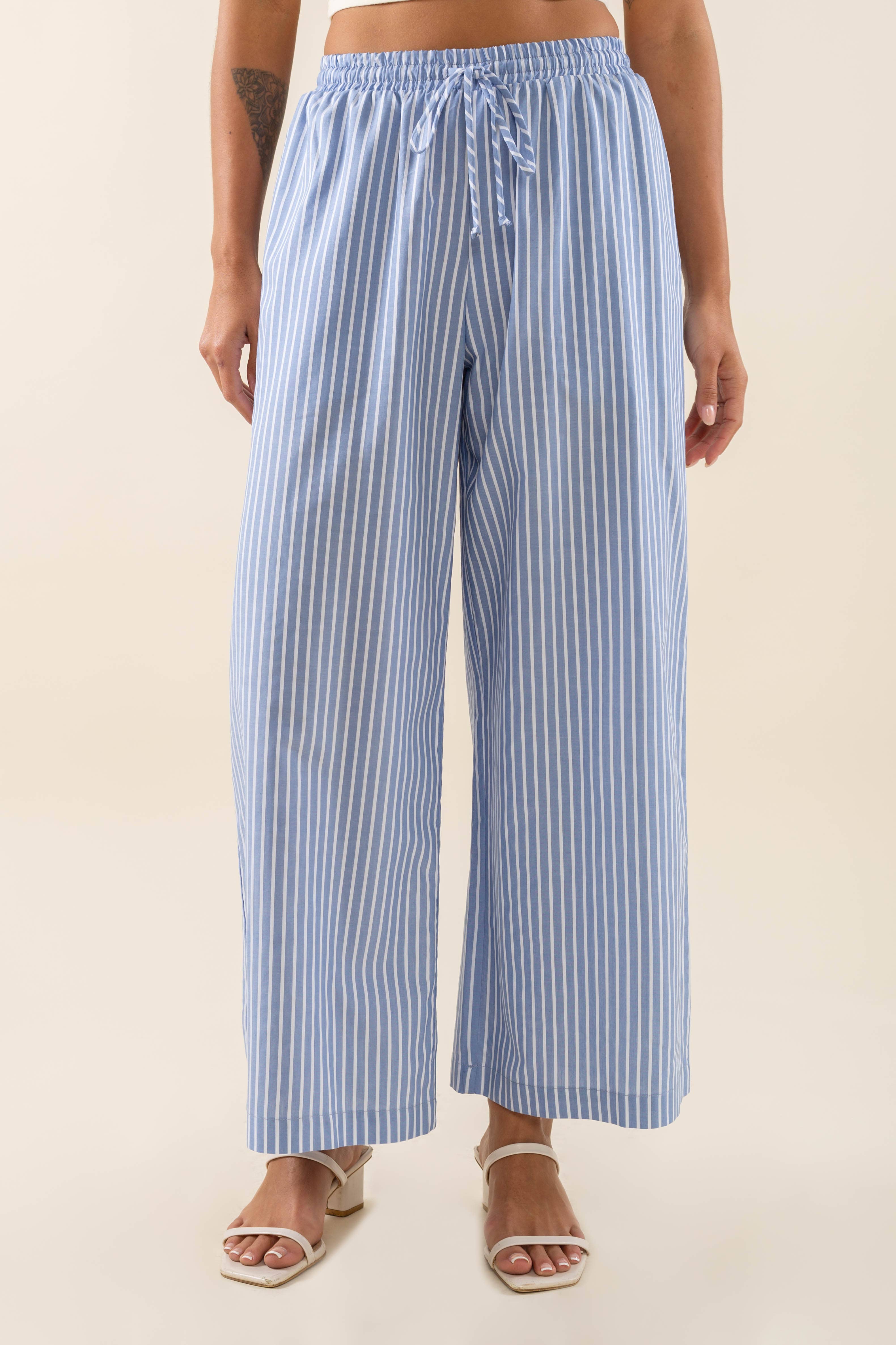 NLT - Venta al por mayor Pantalones - Mujer - Pantalones culotte de pierna ancha con rayas verticales y cintura elástica con cordón6