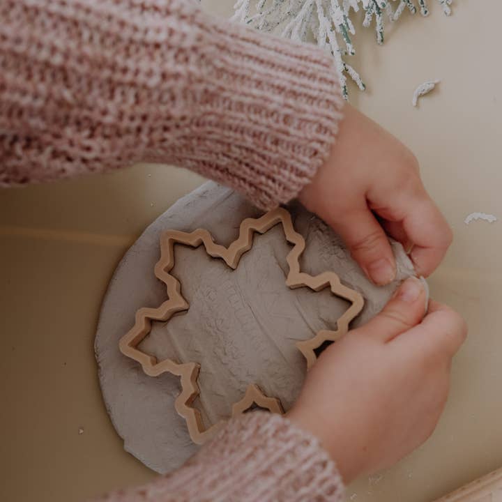 Kinfolk Pantry - Wholesale Craft Tool - Christmas Ornament Eco Roller & Cutter set