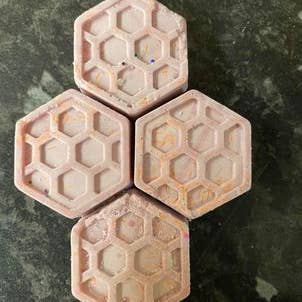 Wax Emporium – wholesale Wax melt – Bee & Honeycomb Wax Melts