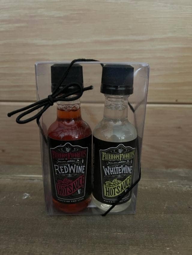 Fairhope Favorites, Inc. - Vendita all'ingrosso Salse piccanti - Set regalo con mini bottiglia di salsa piccante di vino rosso e bianco4