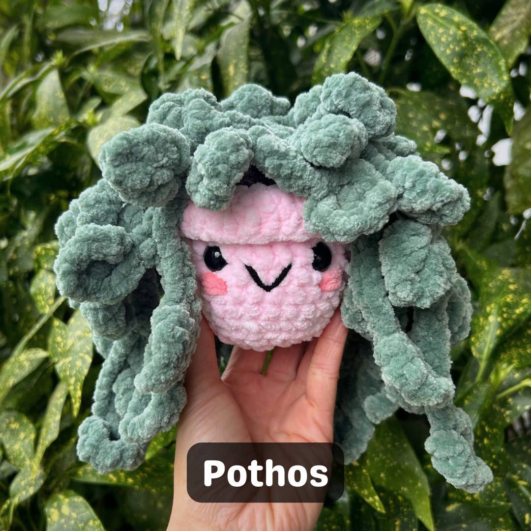 TOMOPOD LLC - Wholesale Decorative Tabletop Object - Mini Potted Plant Friends Crochet,Chunky Yarn Crochet Plants3