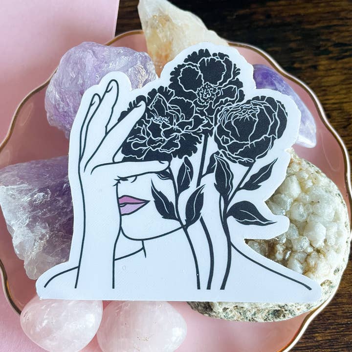 svart nejlika femme ansikte klistermärke för wholesale av Lunar Splendor