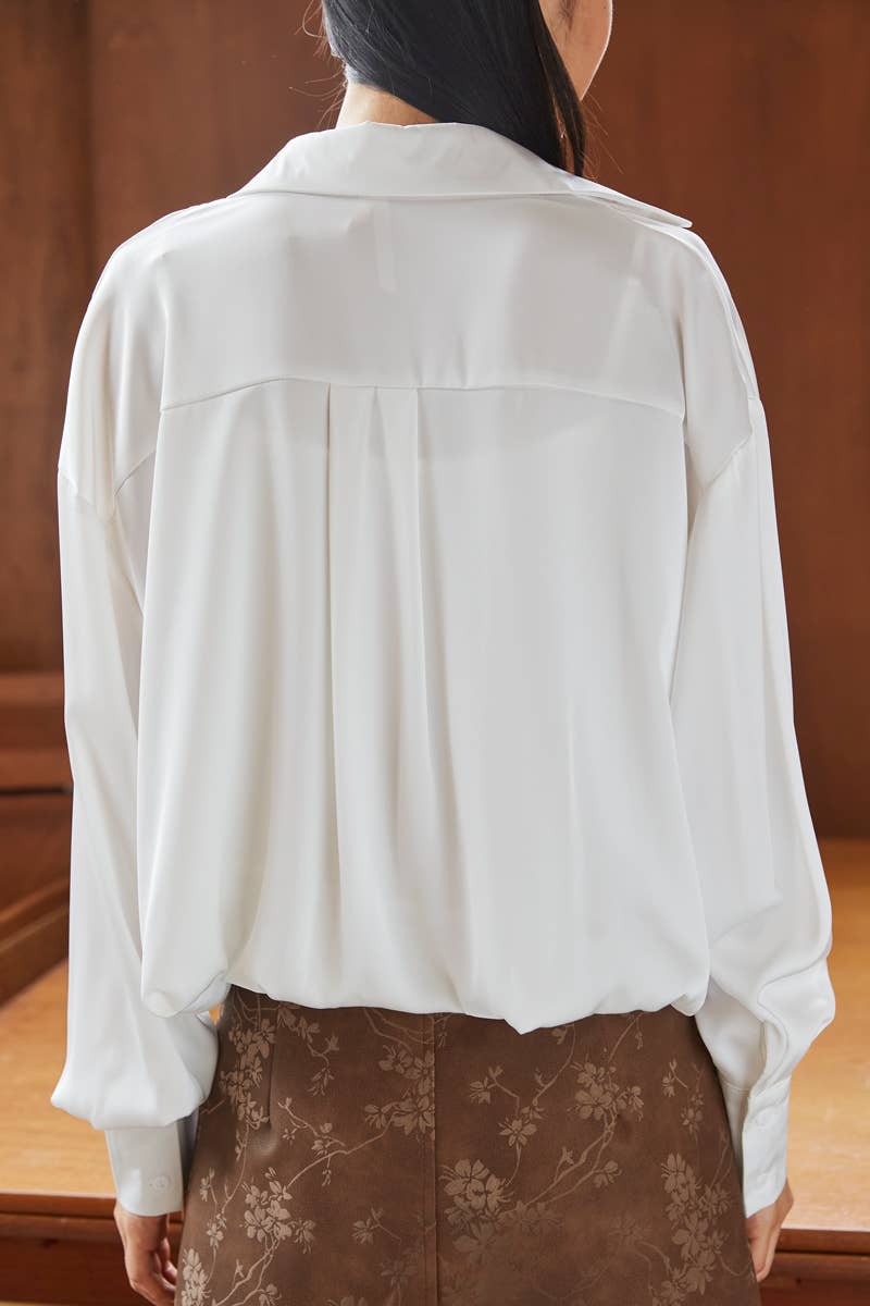 ELLI WHITE - Wholesale Blouse - Women's - Satin blouse with 2-in-1 effect and integrated lace camisole2