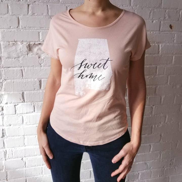 T-shirt Dolman Sweet Home Alabama pour femme pour la vente par Green Pea Press
