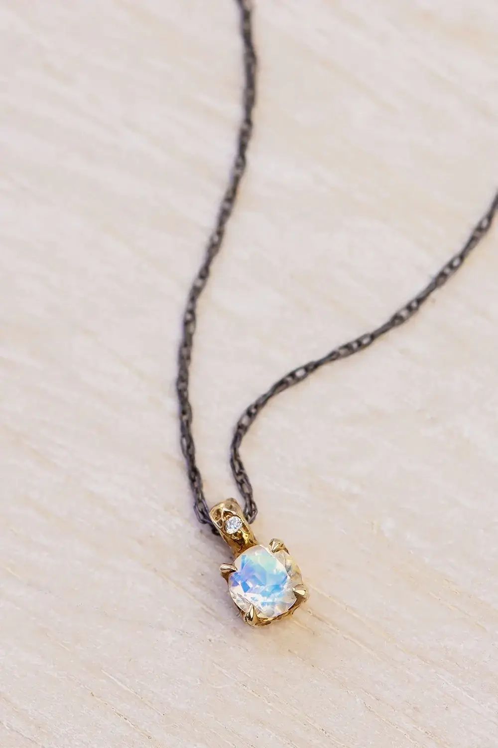 Lacee Alexandra Jewelry – wholesale Pendant/charm necklace – Solid Gold Moonstone Necklace1