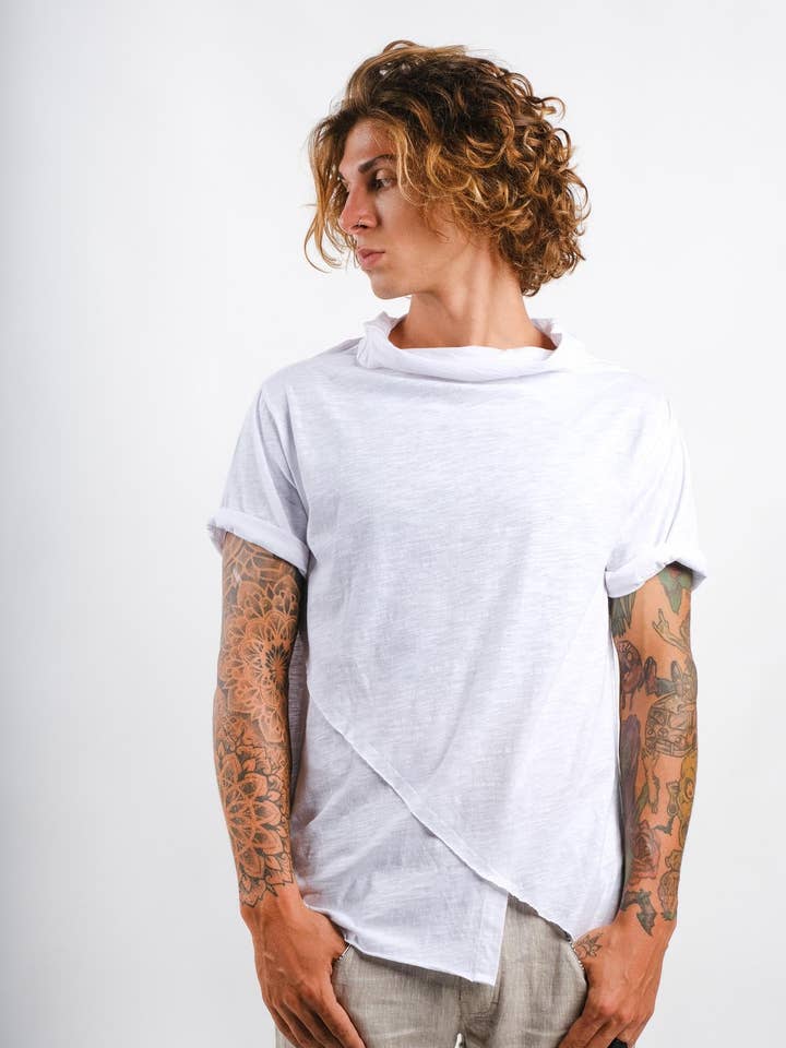 T-shirt Cabu in cotone per la vendita all'ingrosso da parte di Gingersnap Official Bali