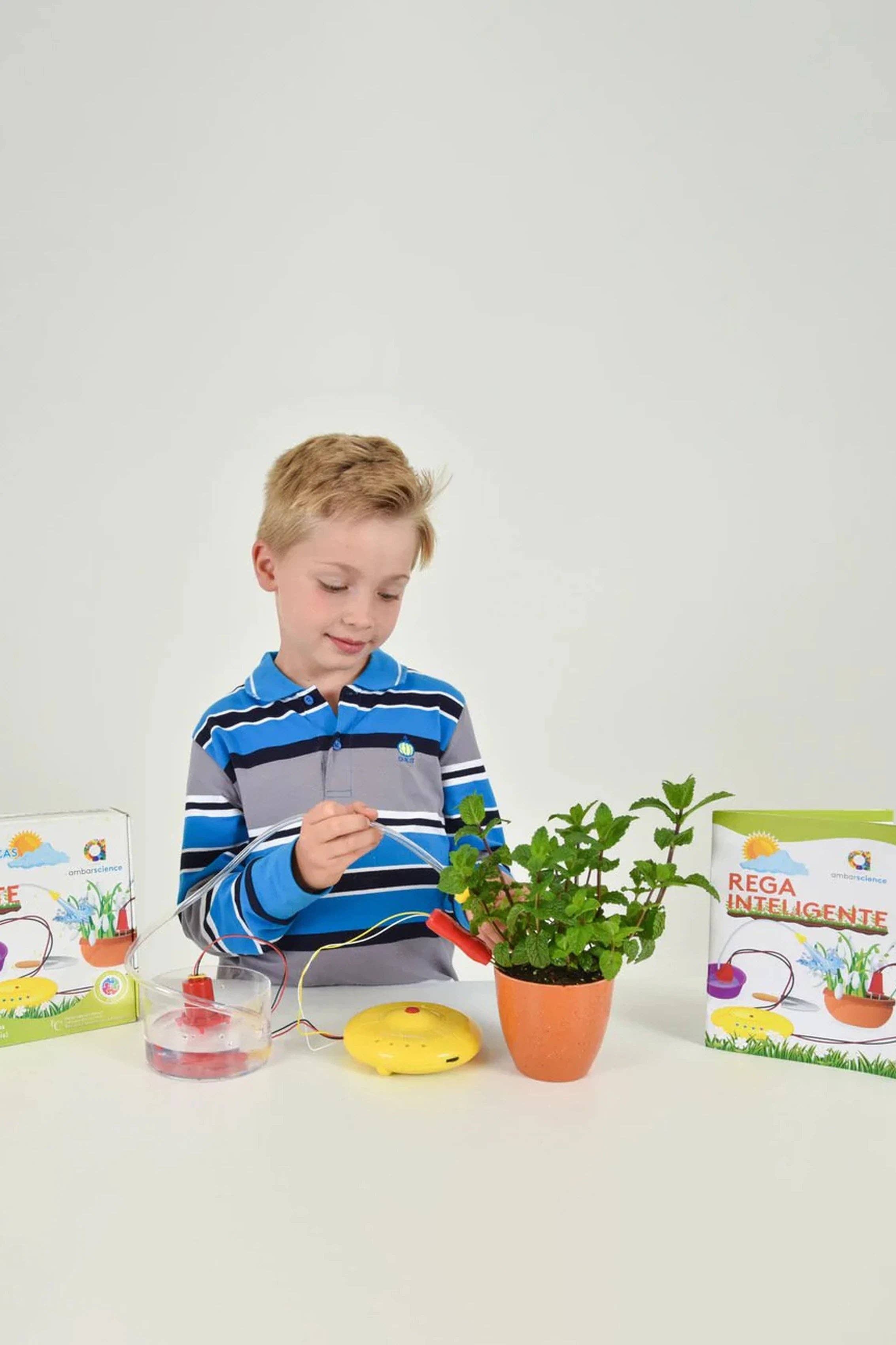 ambarscience - Wholesale Toy Set - Kids - Smart Watering (6+)4