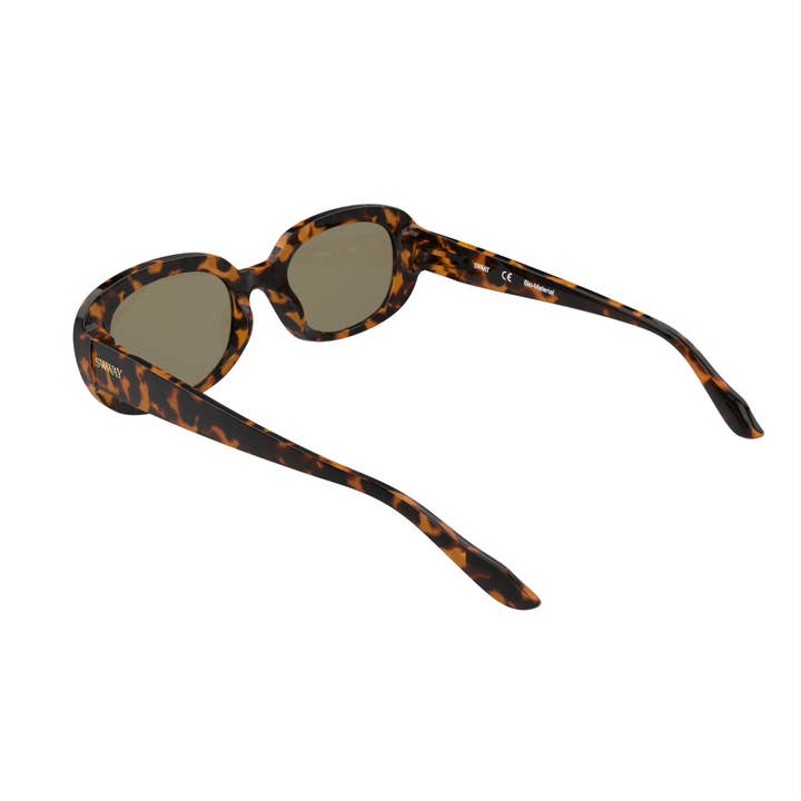 Pela Case Corporation - Wholesale Sunglasses - Unisex - Parisian Piece Sunglasses in Brown Tortoise