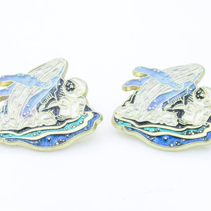Oh, Heart! - Wholesale Lapel Pin/Button - Astronaut and Whale Enamel Pin1