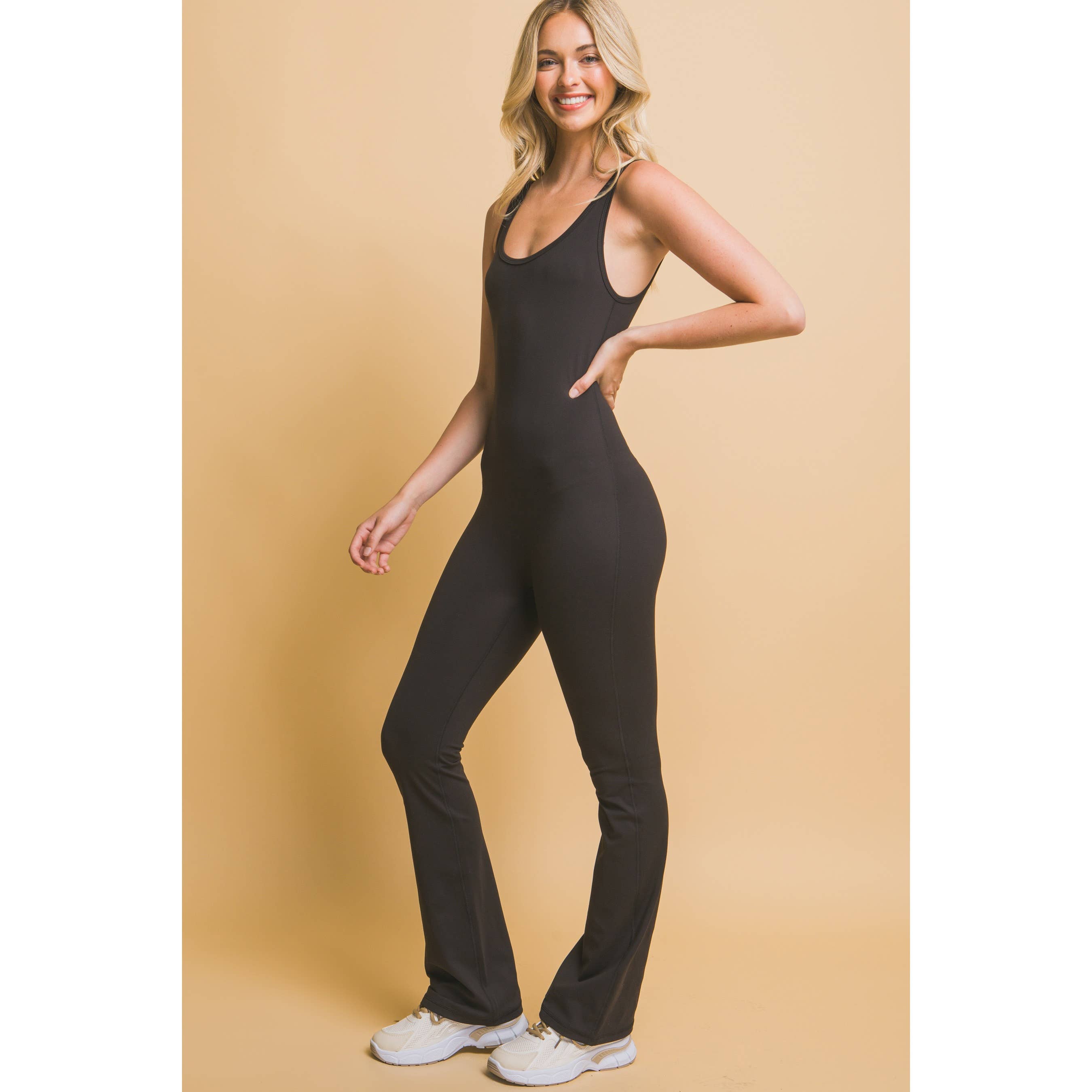 ITSSY - Wholesale Jumpsuit - Women's - Sleeveless Scoop Neck Flare Jumpsuit3