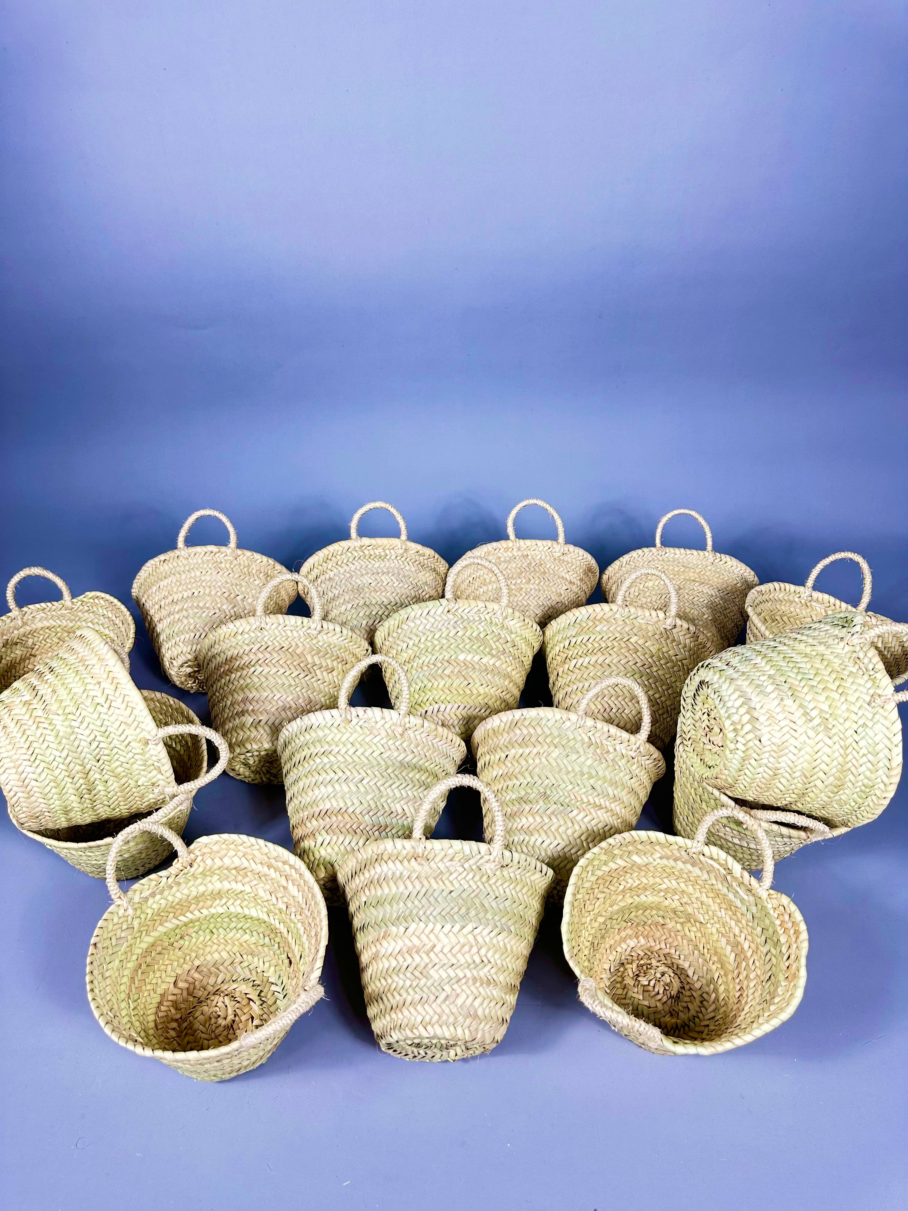 Mikwi – wholesale Picnic basket – Natural Straw Small Baskets, Small Rose Baskets2