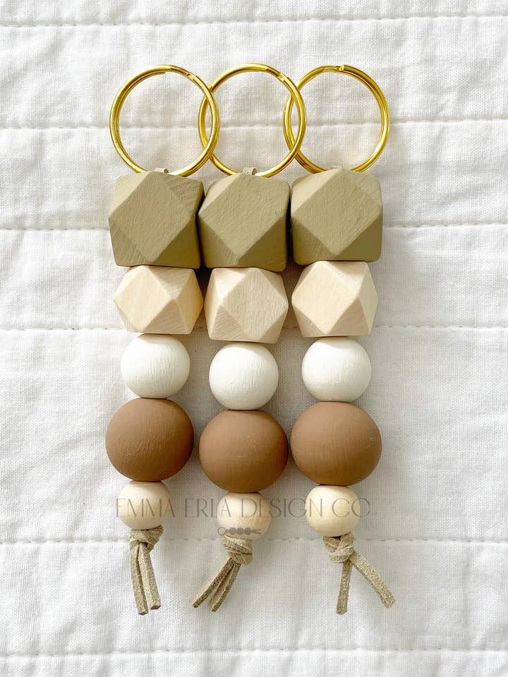 Porte-clés Toasted Latte pour la vente par Emma Erla Design Co.