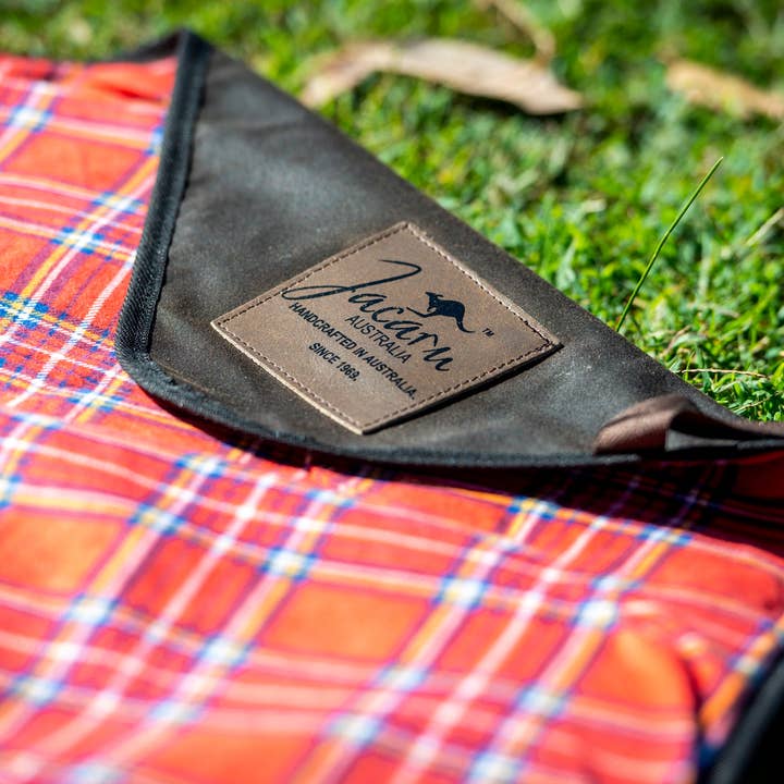 Natural Jacaru 8003 Picnic Blanket for wholesale on Faire3