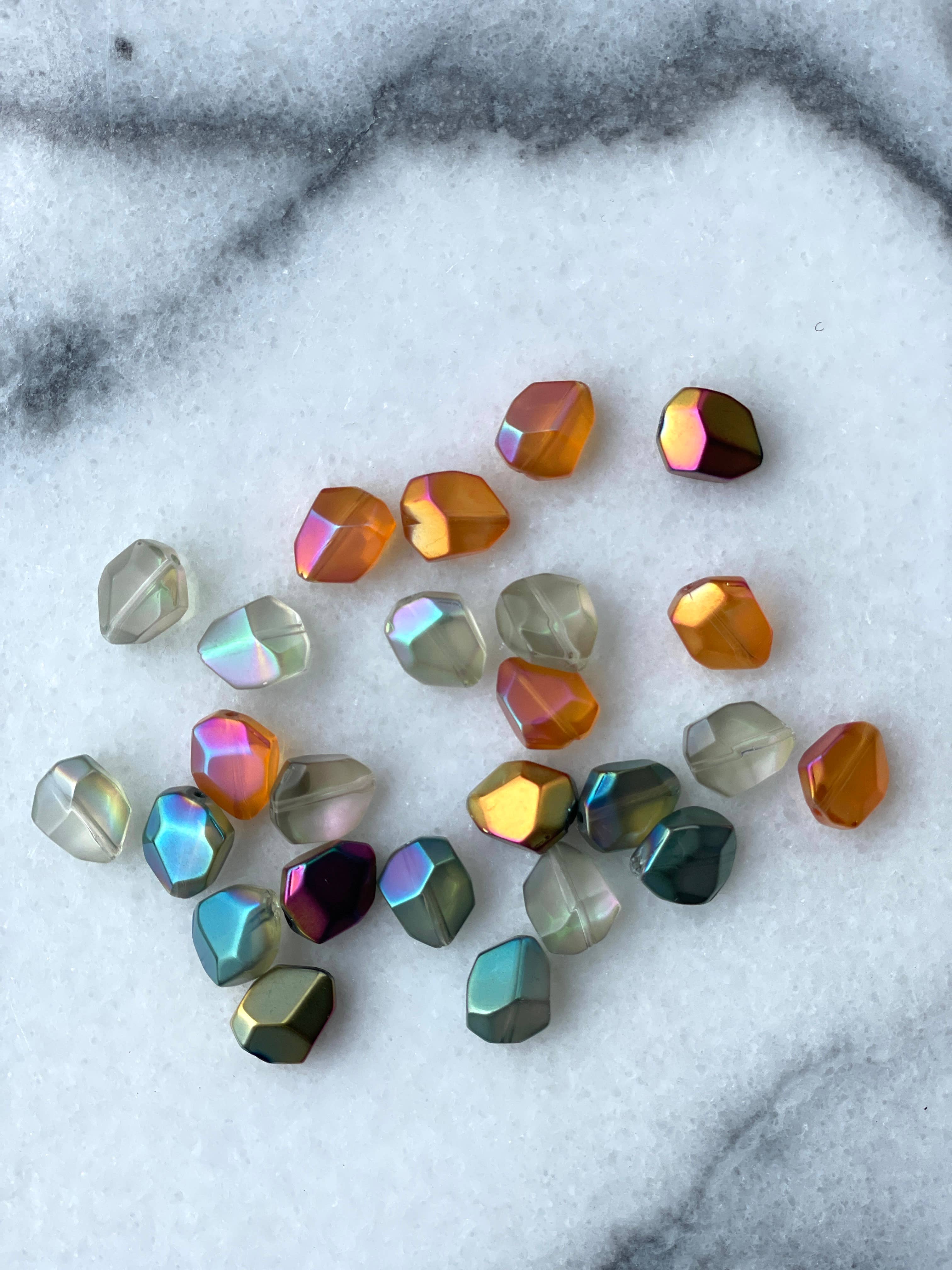 von Lani = Jewellry + Suncatchers - Wholesale Suncatcher - Suncatcher Rocks/ Light Catcher / Window Crystal / Prism8