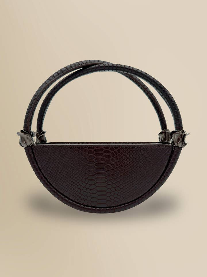 Wereldtas Petite voor wholesale door Contessa Mills LLC