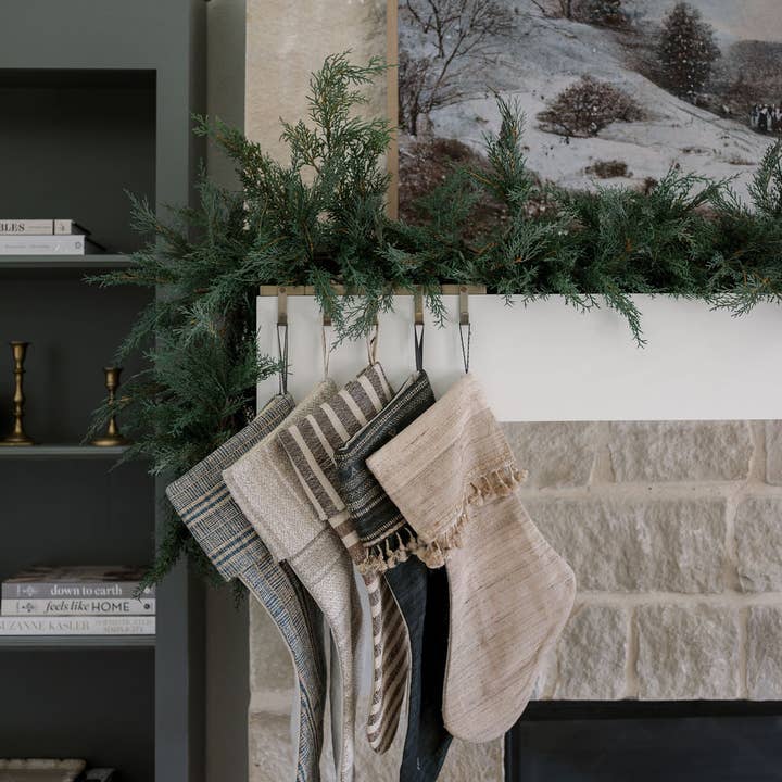 CG Hunter - Wholesale Bunting/Garland - 9' Faux Cedar Garland Evergreen5