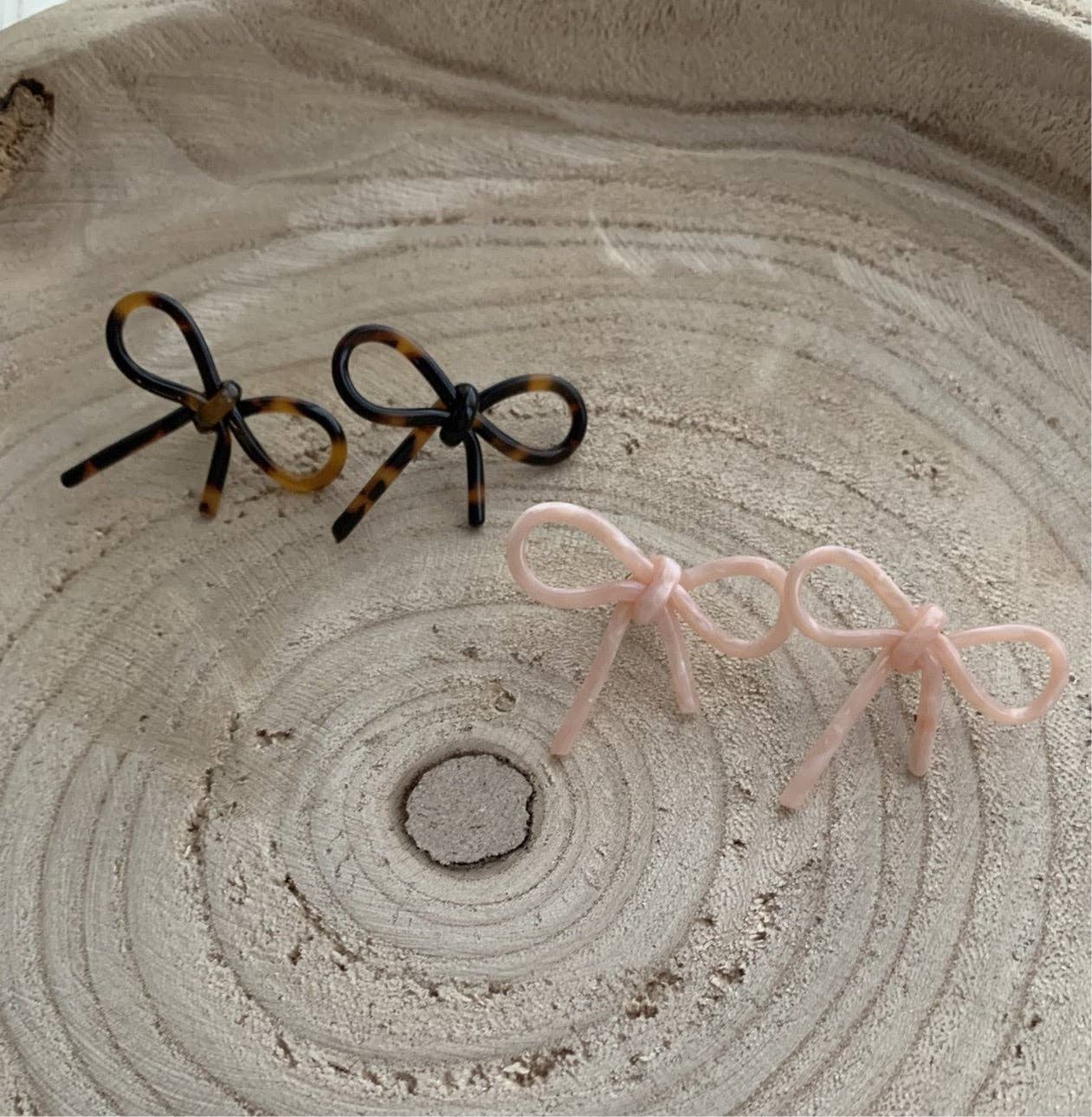 Lottie and Lucy - Wholesale Stud/Post Earrings - Tiny bow earrings3