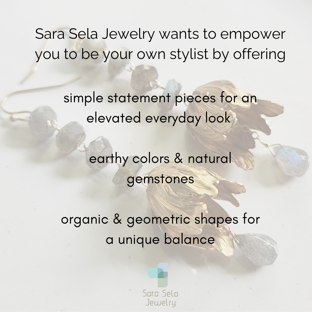 Sara Sela Jewelry - Vente Boucles d'oreilles pendantes - Boucles d'oreilles pendantes en forme de lotus et en forme de larme en forme de lotus en pierres précieuses et en laiton13