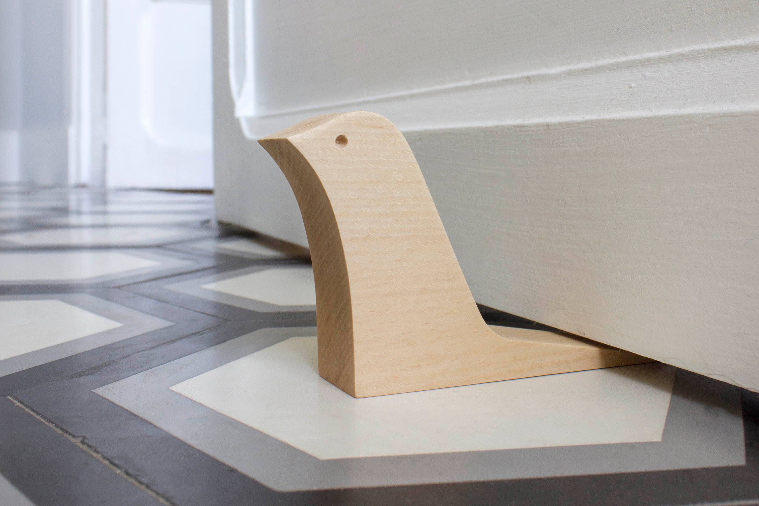 Reine Mère - Wholesale Door Stop - Beech wood door lock - Rossignol (made in France)1