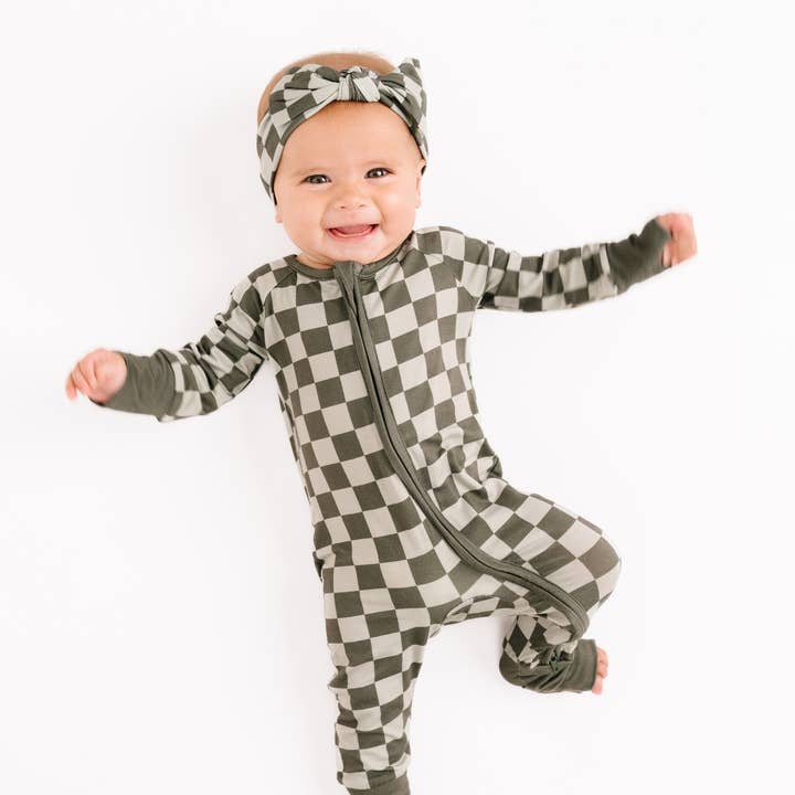 Pine Checkered Bamboo Sleeper and other Purchase Wholesale bamboo sleeper. Free Returns & Net 60 Terms on Faire trending on Faire.