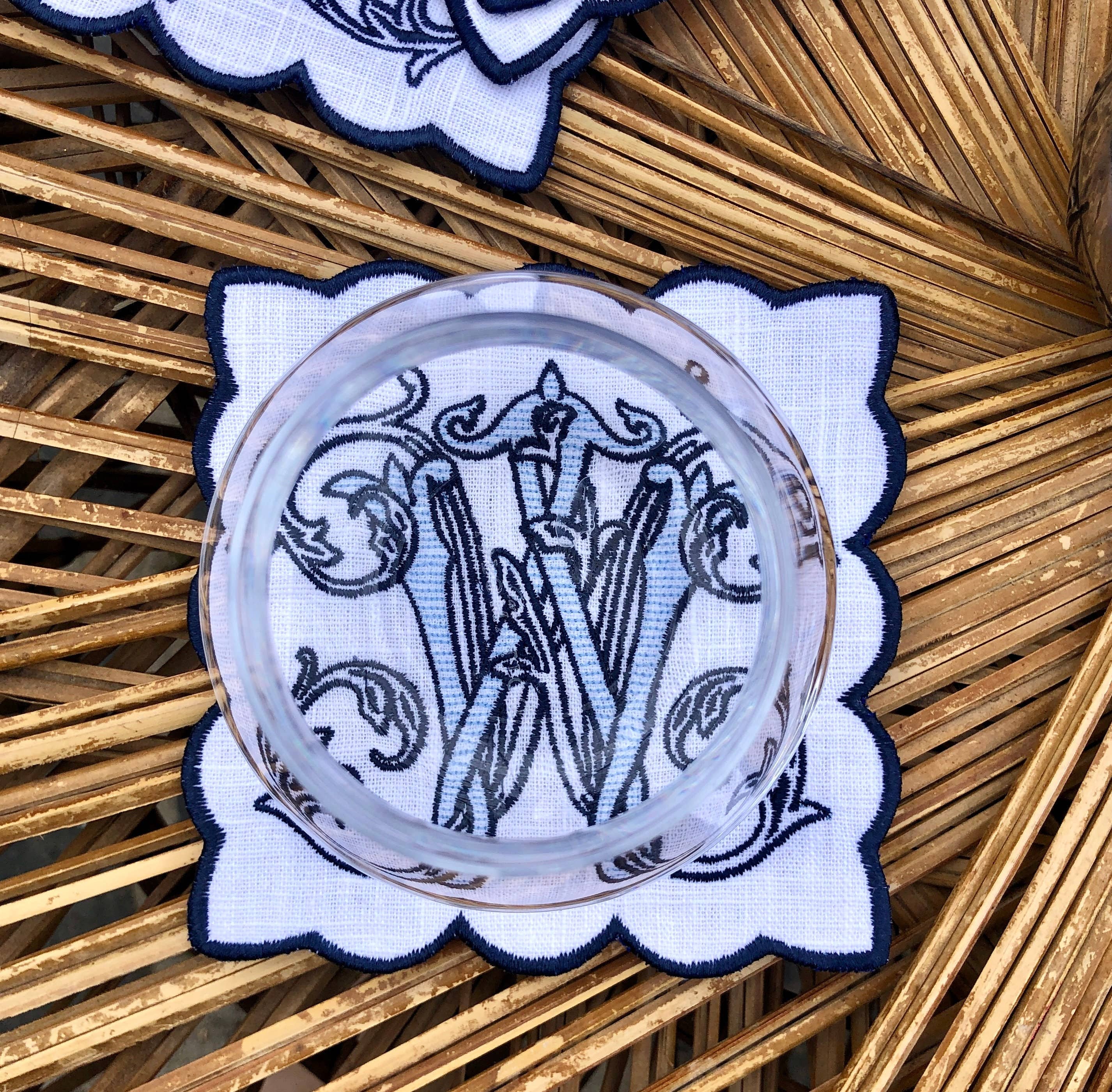 Belle Linen – wholesale Dinner & cloth napkin – Set of 4 Vintage Monogram Scalloped Linen Cocktail Napkins5