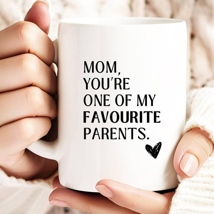 MÃE, És Uma Das Minhas Pais Favoritas | Caneca de Cerâmica 15oz por atacado de Rustic Avenue