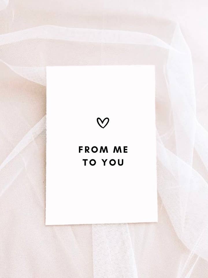 Carte « Me to You » au format A5 pour la vente par Pretty Liittle Things