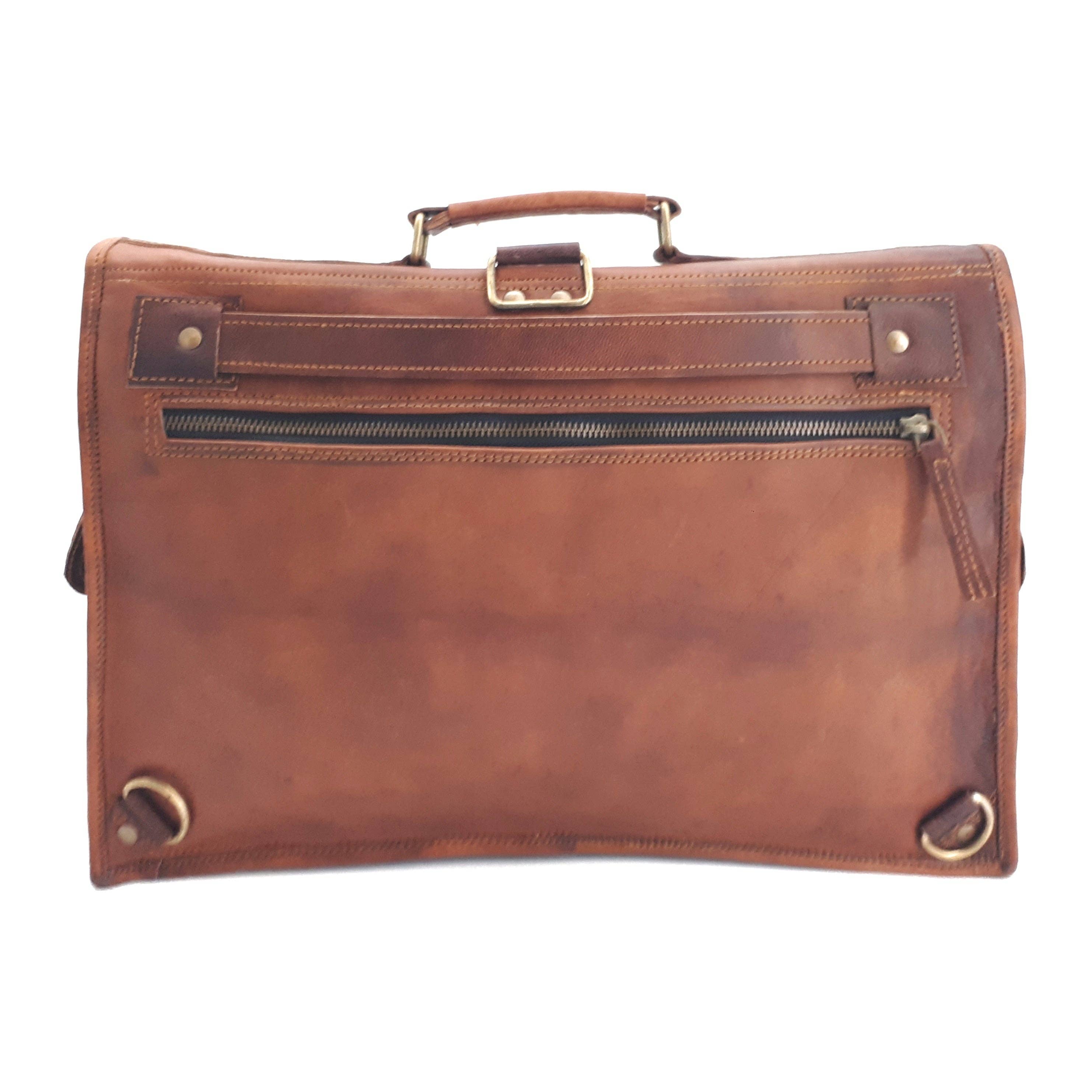 Rust Sydney – wholesale Laptop bag – Unisex – The Big Pommie 16-inch Old School Leather Satchel Bag3
