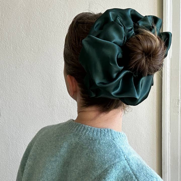 Room Shop – wholesale Scrunchie - Women’s – Giant Satin Scrunchie15