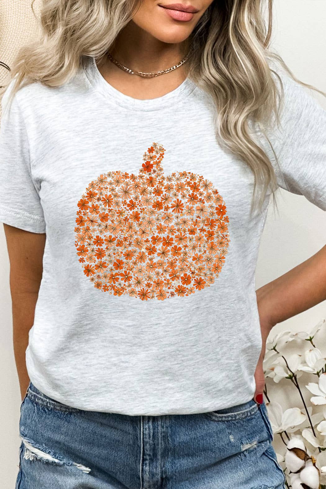 Kissed Apparel - Vendita all'ingrosso Maglietta serigrafata - Donna - Maglietta Grafica Autunnale con Zucca e Fiori0