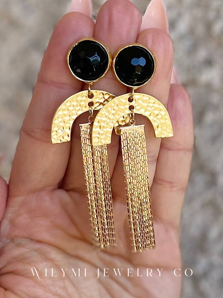 Boucles d'oreilles tendance JOY Half Sun en jade noir | Hypoallergéniques pour la vente par WILYMI Jewelry Co