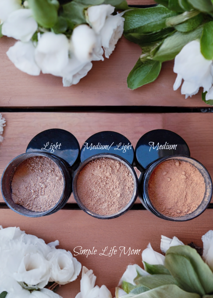 Simple Life Mom - Wholesale Foundation - NATURAL LOOSE FOUNDATION powder - all natural, organic clay powder foundation3