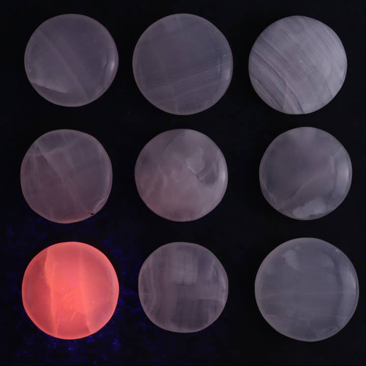 Mi Esperanza Minerals - Wholesale Spiritual Stone/Crystal - One Mangano Calcite Flat Stone3