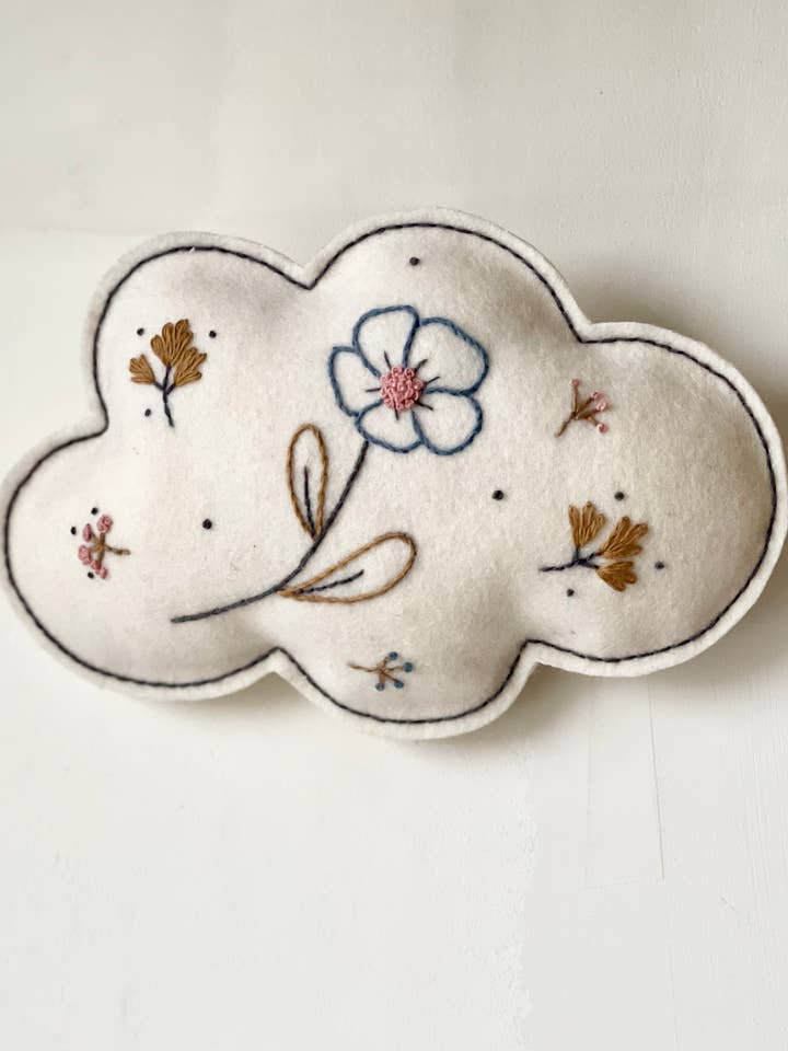 Decoração de parede bordada - Rosalie a nuvem por atacado de Les Yeux fripons