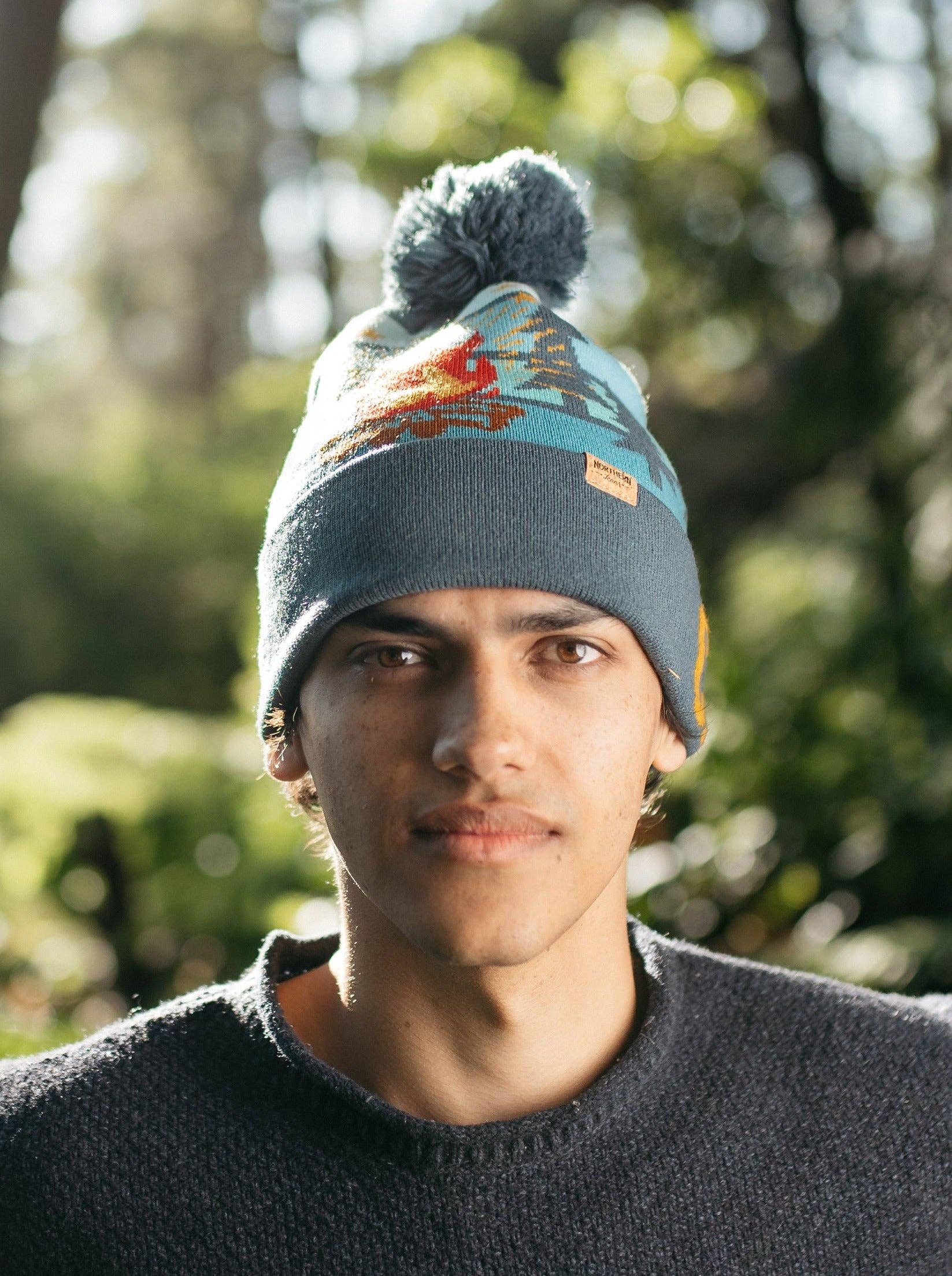 Northern Icons Creations INC - Wholesale retailermonster - Kamp Leven Muts met Pompon, Warme Gebreide Wintermuts voor Kamperen9