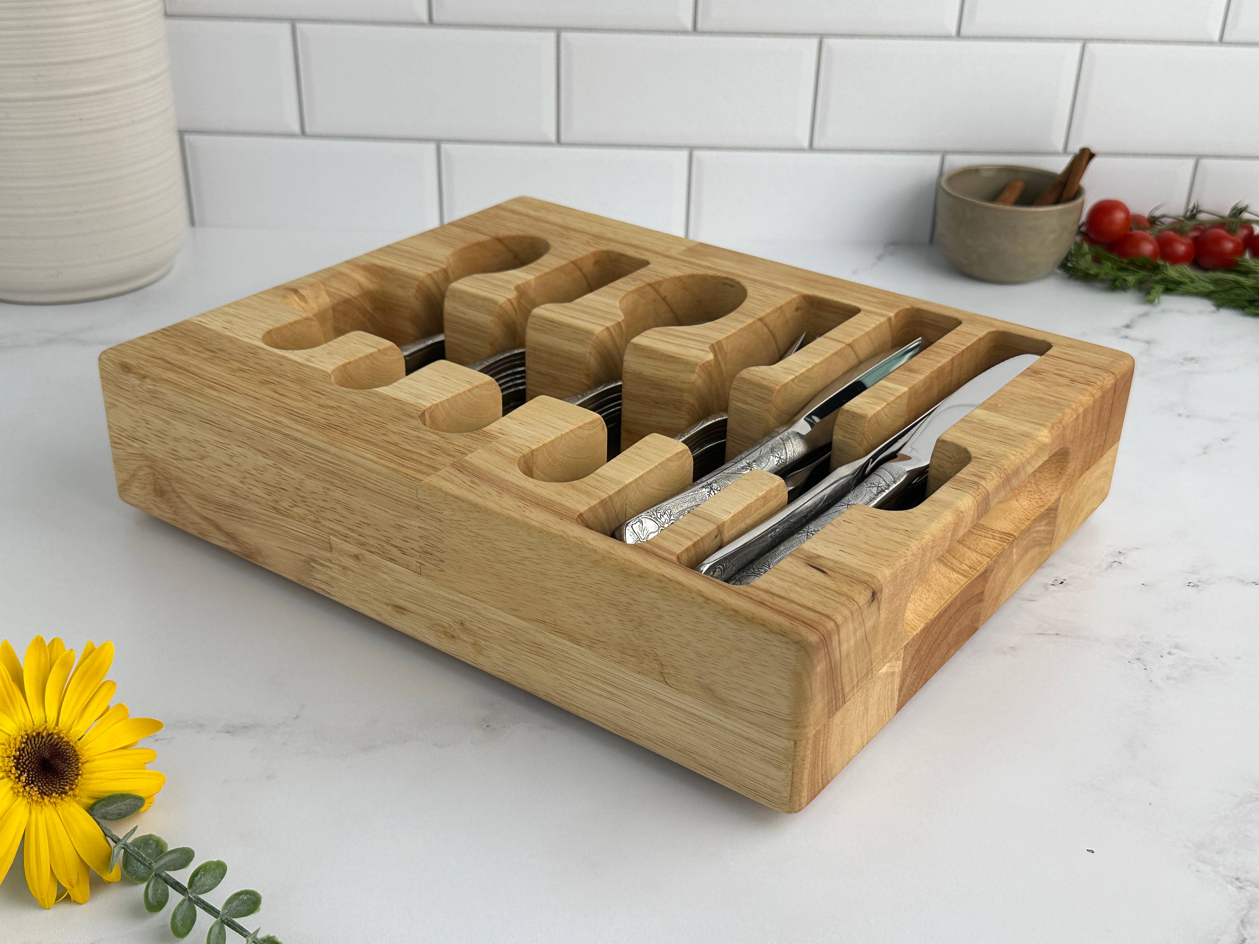 Loudblade - Wholesale Flatware Caddy - Custom Solid Hevea Wooden Flatware Drawer Organizer5