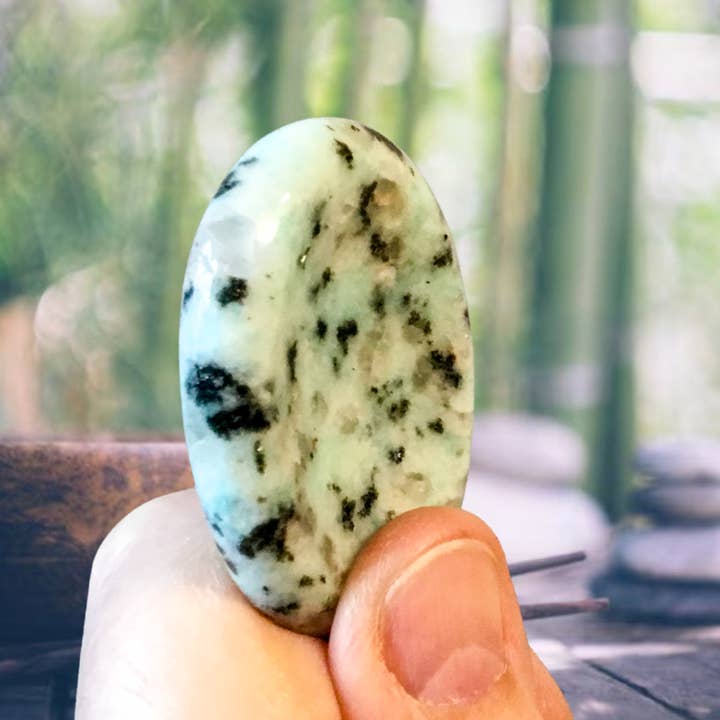 Essential Wellness - Body, Mind, Spirit - Wholesale Spiritual Stone/Crystal - KIWI STONE Worry Stone with Information Card Option3