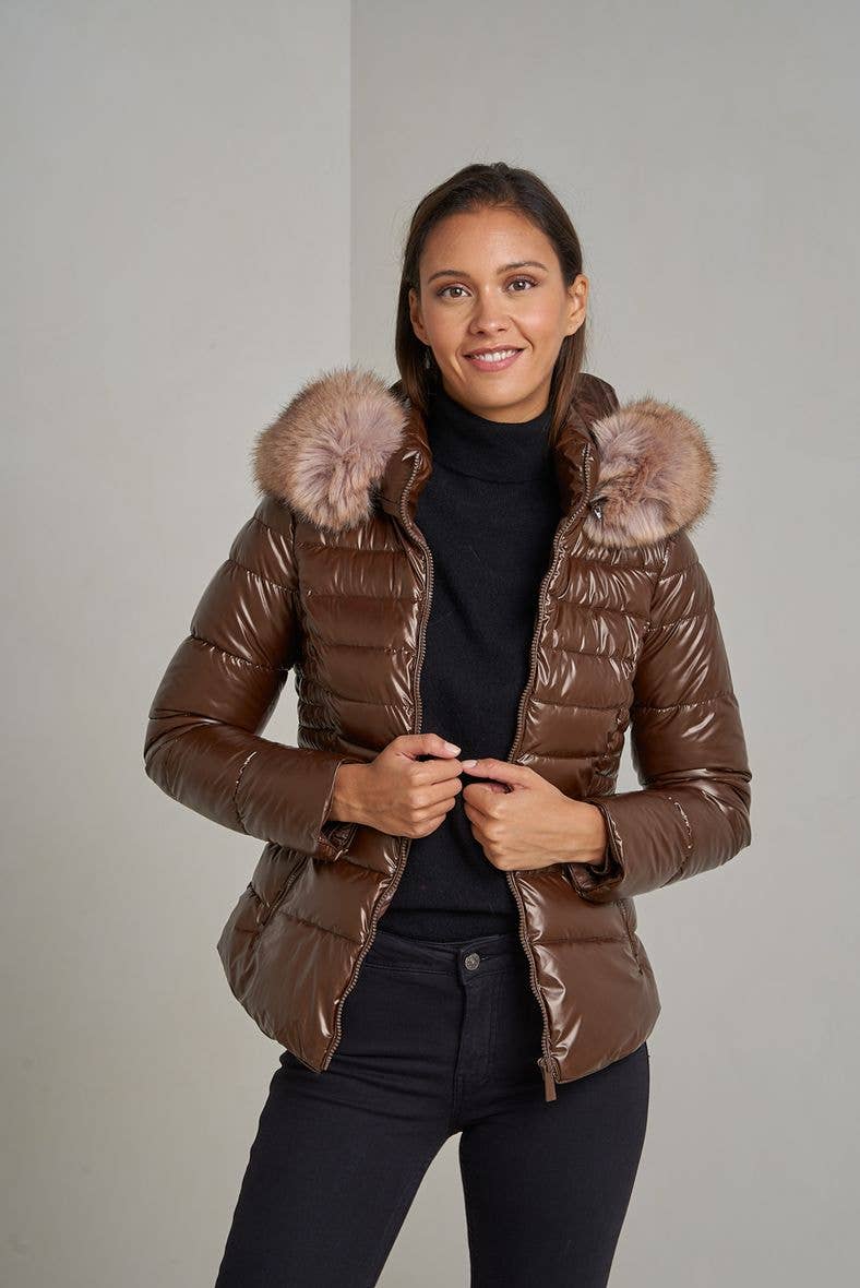 Attrait Paris - Wholesale Jacket - Women's - Metallic short puffer jacket with faux fur hood12