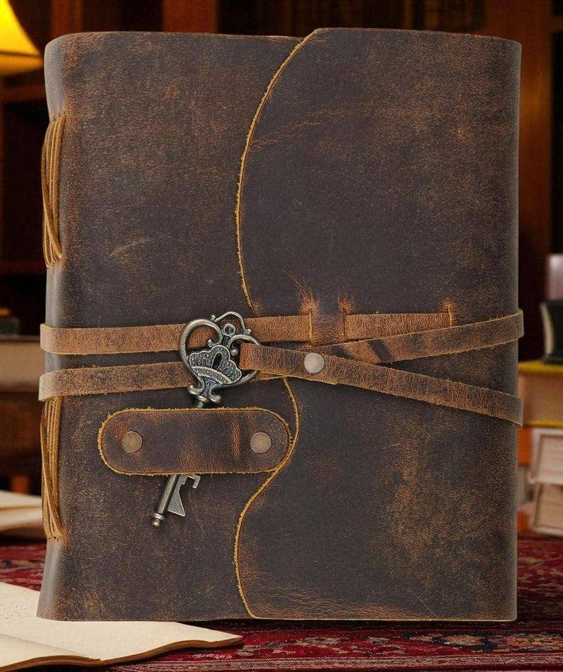 Leatherooze – wholesale Journal och dagbok – Handgjord läderdagbok med nyckel: Rustik resedagbok med rivna kanter2
