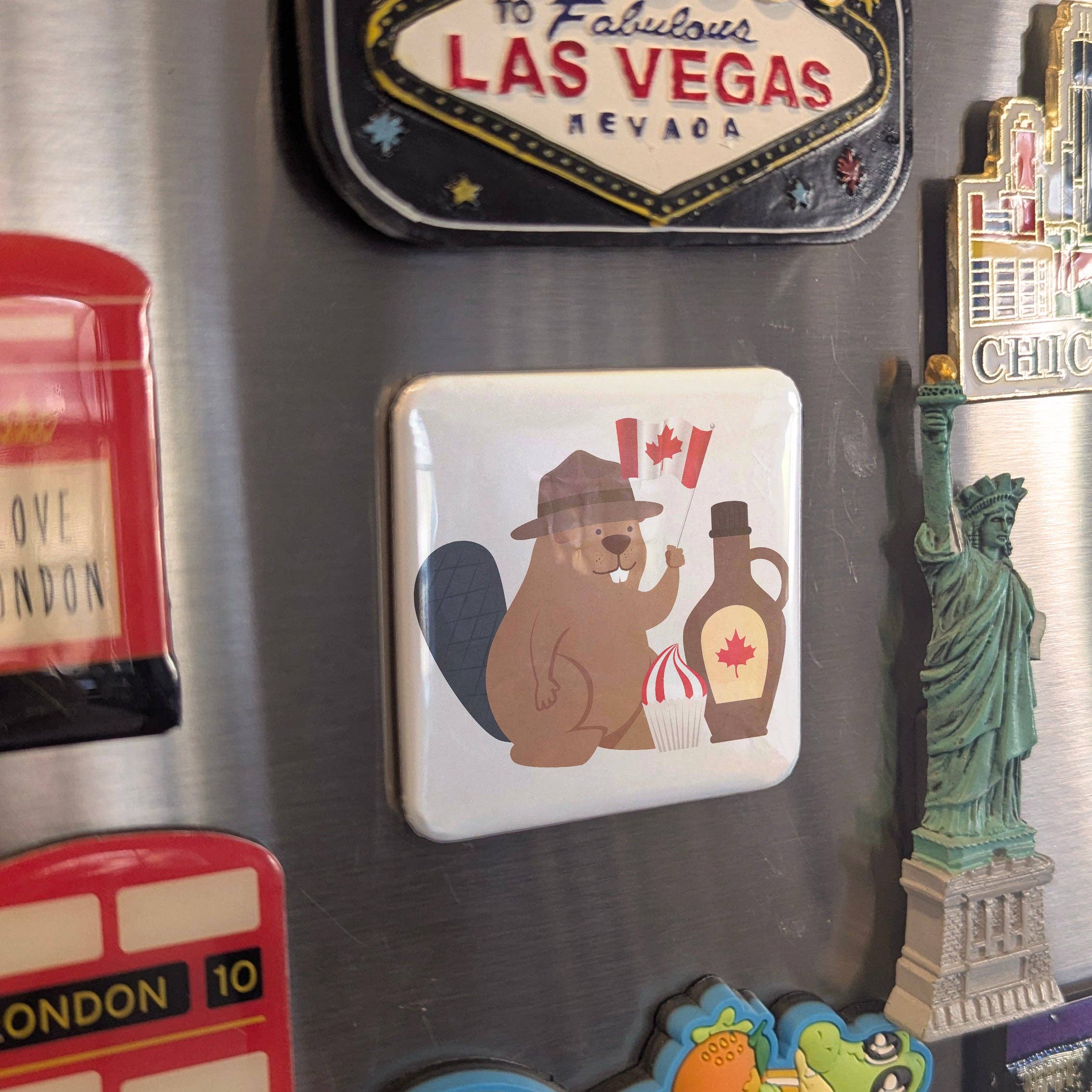 PhiloPerse - Wholesale Magnet - Beaver with Maple Syrup Fridge Magnet2