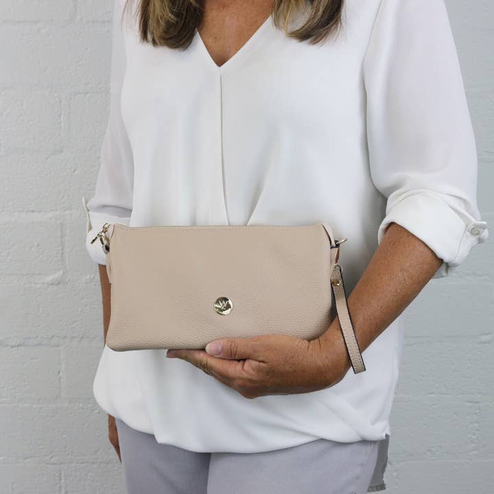 Willow & Zac - Wholesale Crossbody bag – Women's - Gracie Nude Leather Crossbody Clutch2