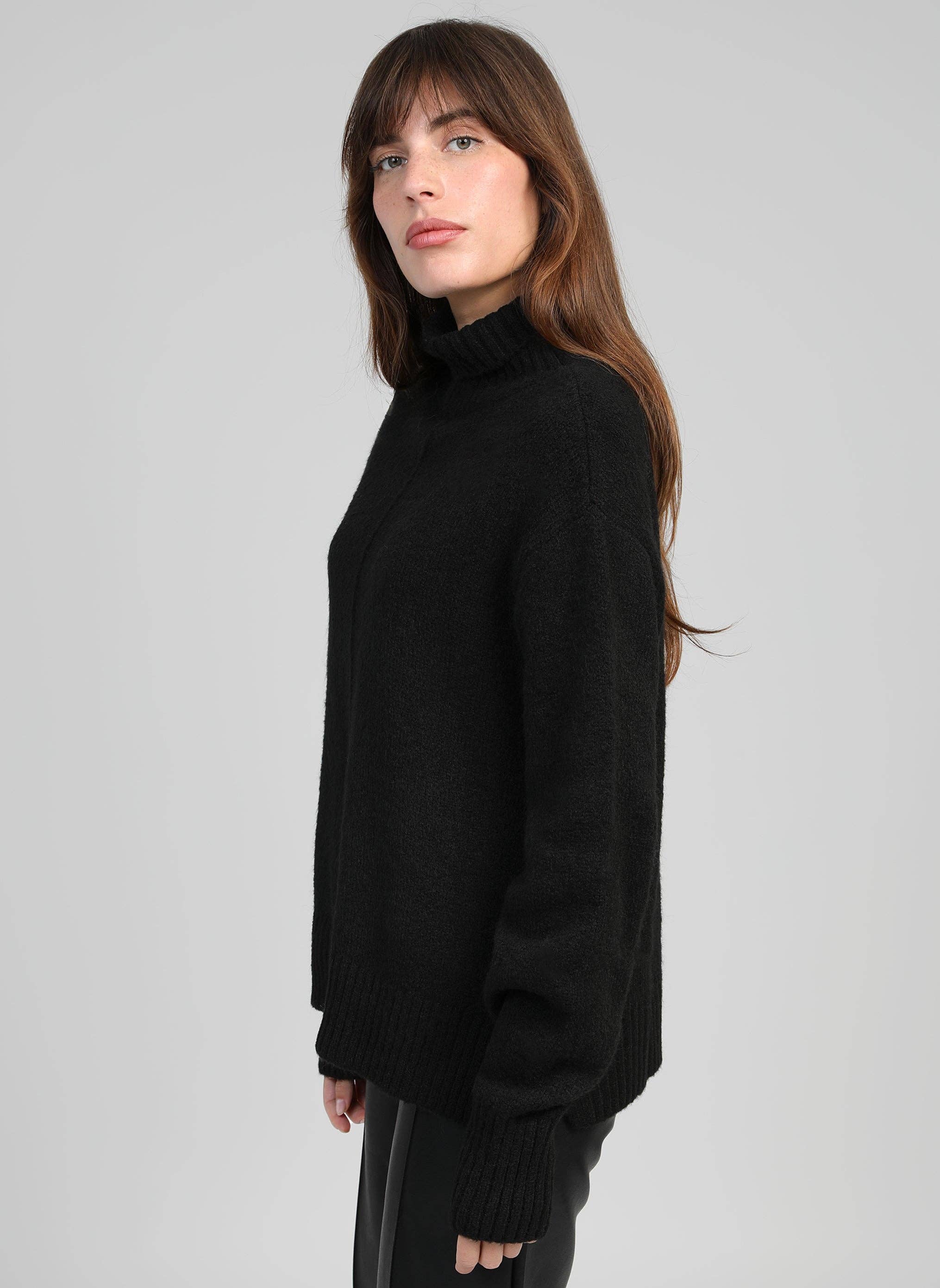 An'ge – Engroshandel Pullover - Dame – TRÆK LIPY sort2