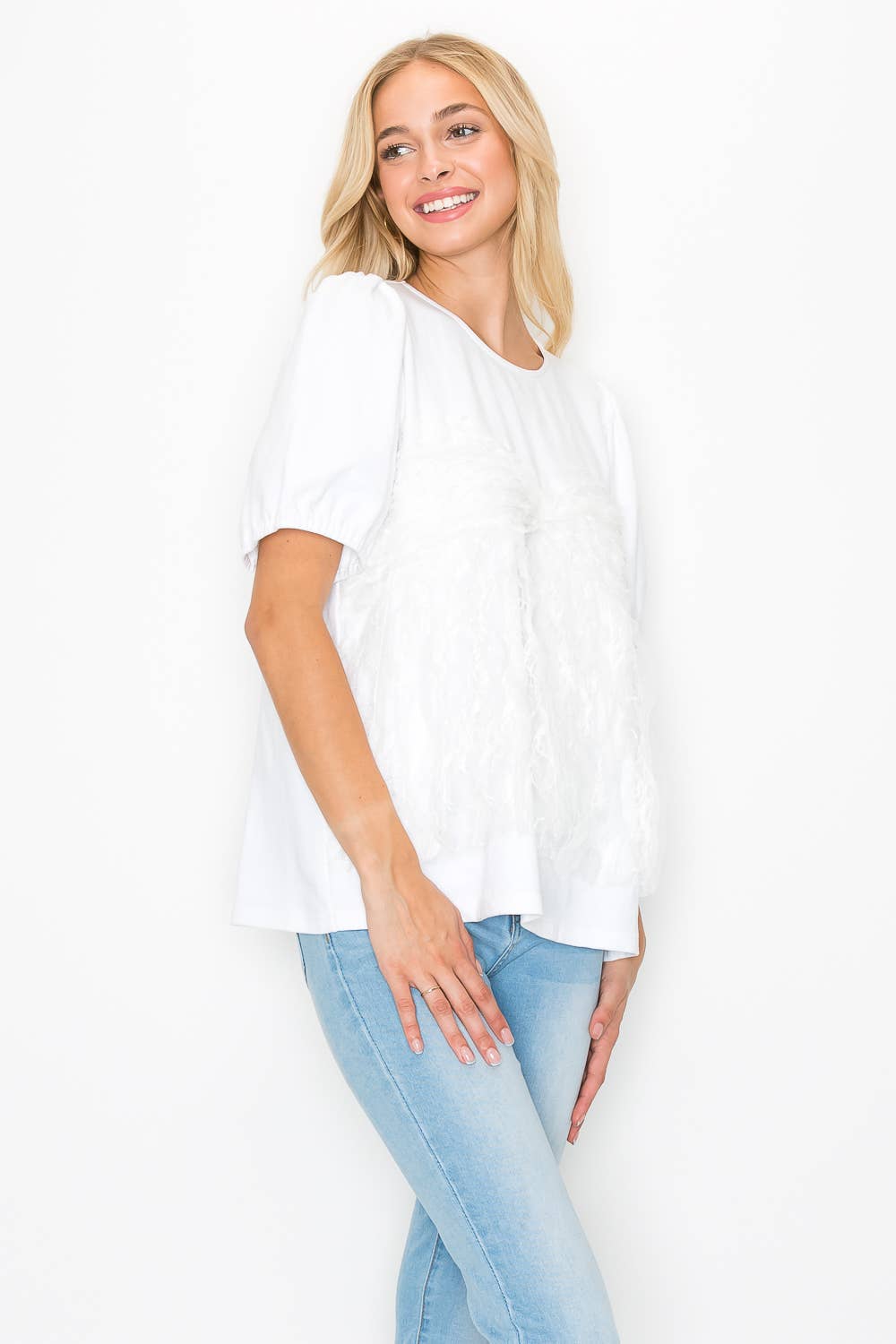 Joh Apparel – Großhandel Bluse – Damen – Reya-Top mit vorderem strukturiertem Spitzen-Mesh4