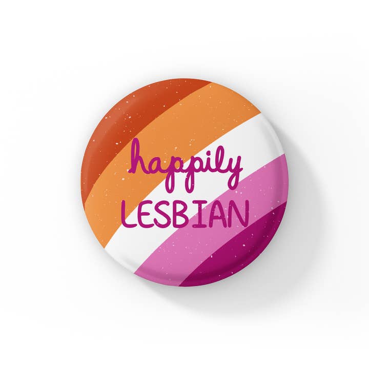 Bouton Lesbienne Heureuse pour la vente par Luck and Lavender Studio