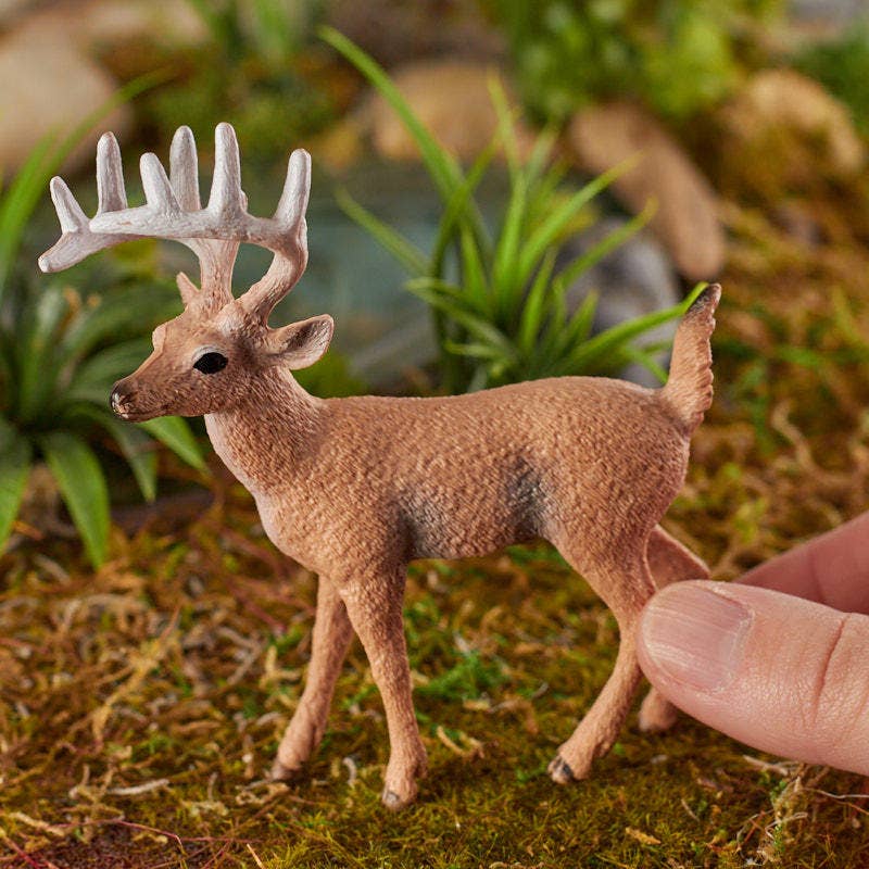 Factory Direct Craft - Vente Décoration de Noël - Figurine de cerf à queue blanche de 4"3