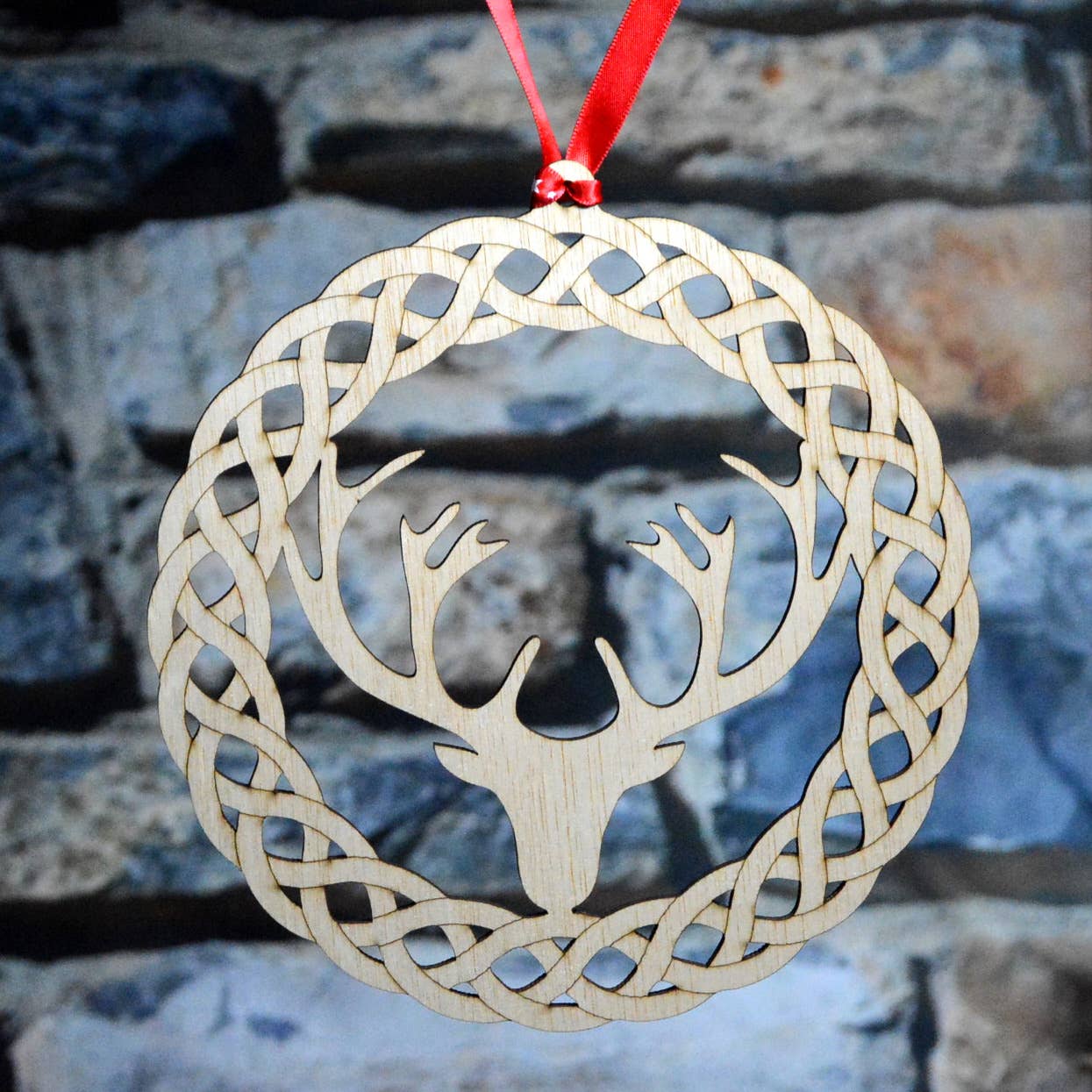 Tawny Barn - Wholesale Christmas Decoration - Celtic Wreath With Antlers, Christmas decoration0