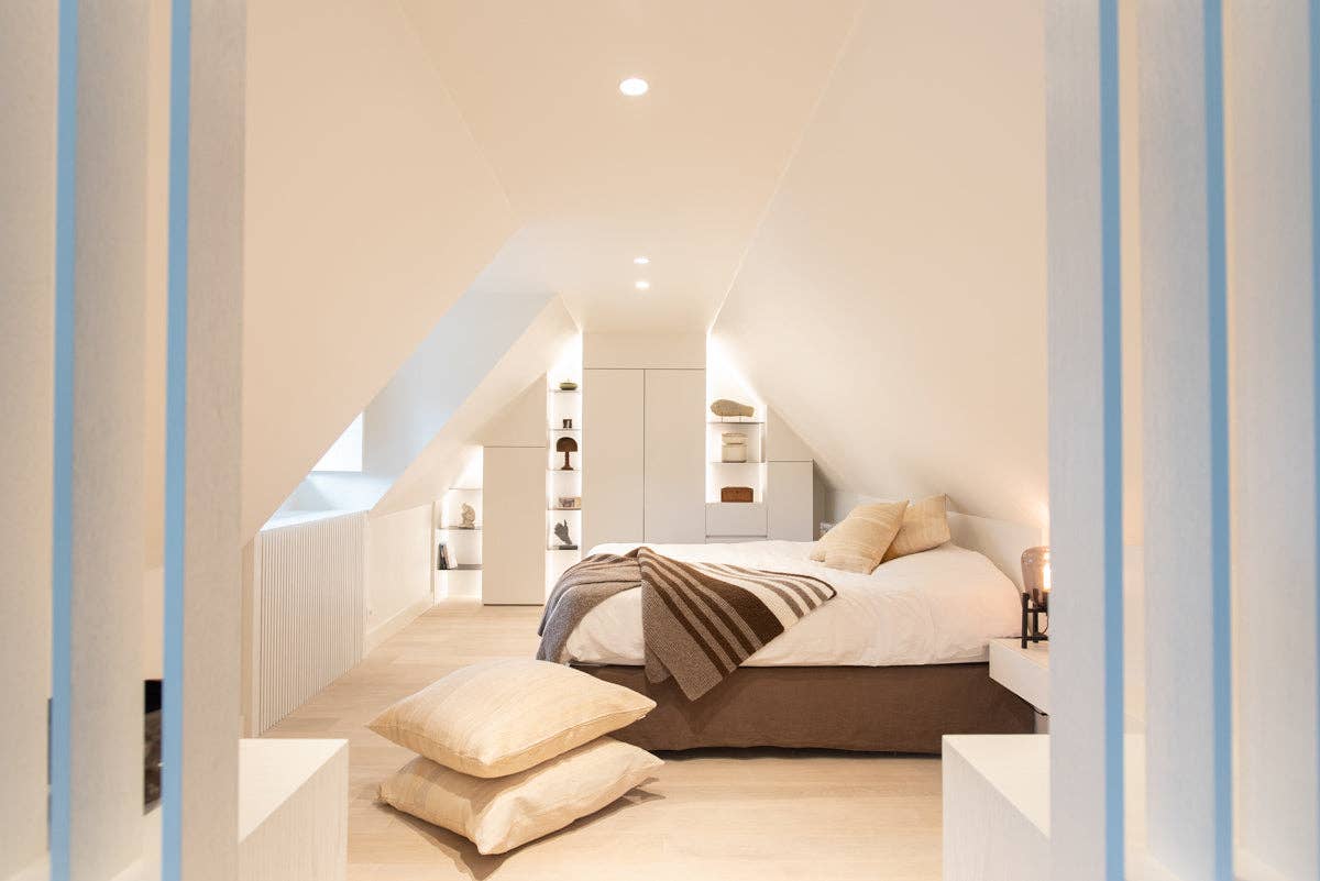 Crafts by Solid - Wholesale Throw Pillow Cover - Handmade Off White Silk Sari Cushion Covers - S 45 * 45 cm2