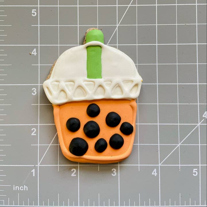 Lucky Biscuit Pet Bakery - Wholesale Pet Treats - Dog - Lunch Menu