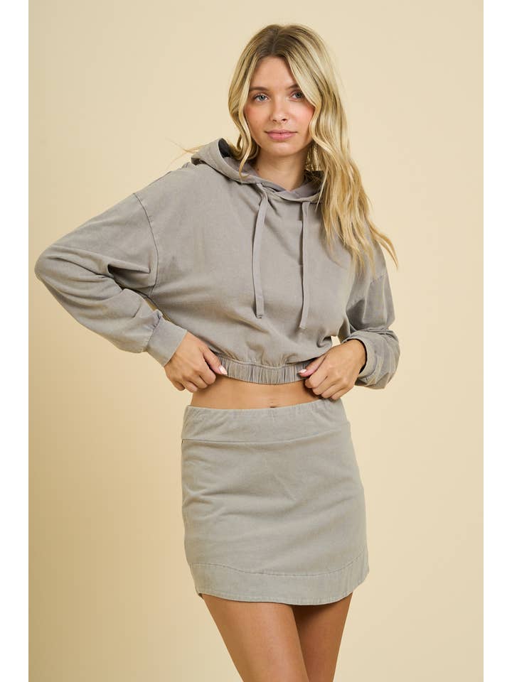 ANWND - Vendita all'ingrosso Completo top e gonna - Donna - 7220SET - SET FELPA CORTA LAVATA CON CAPPUCCIO E GONNA10